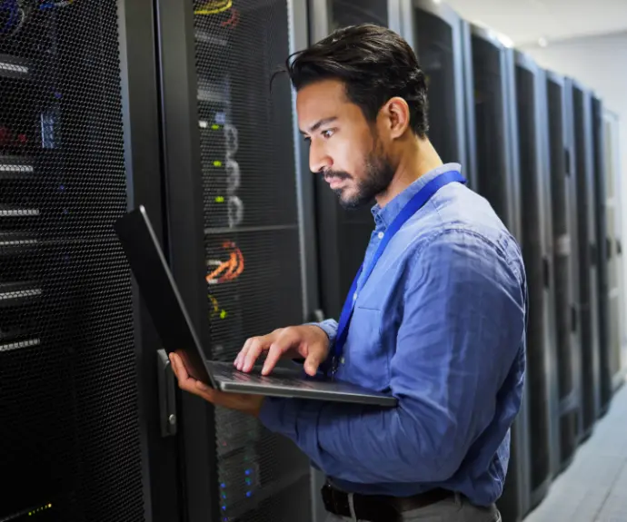 Datacenter, intégration it : crm, projets, helpdesk, abonnements et finance